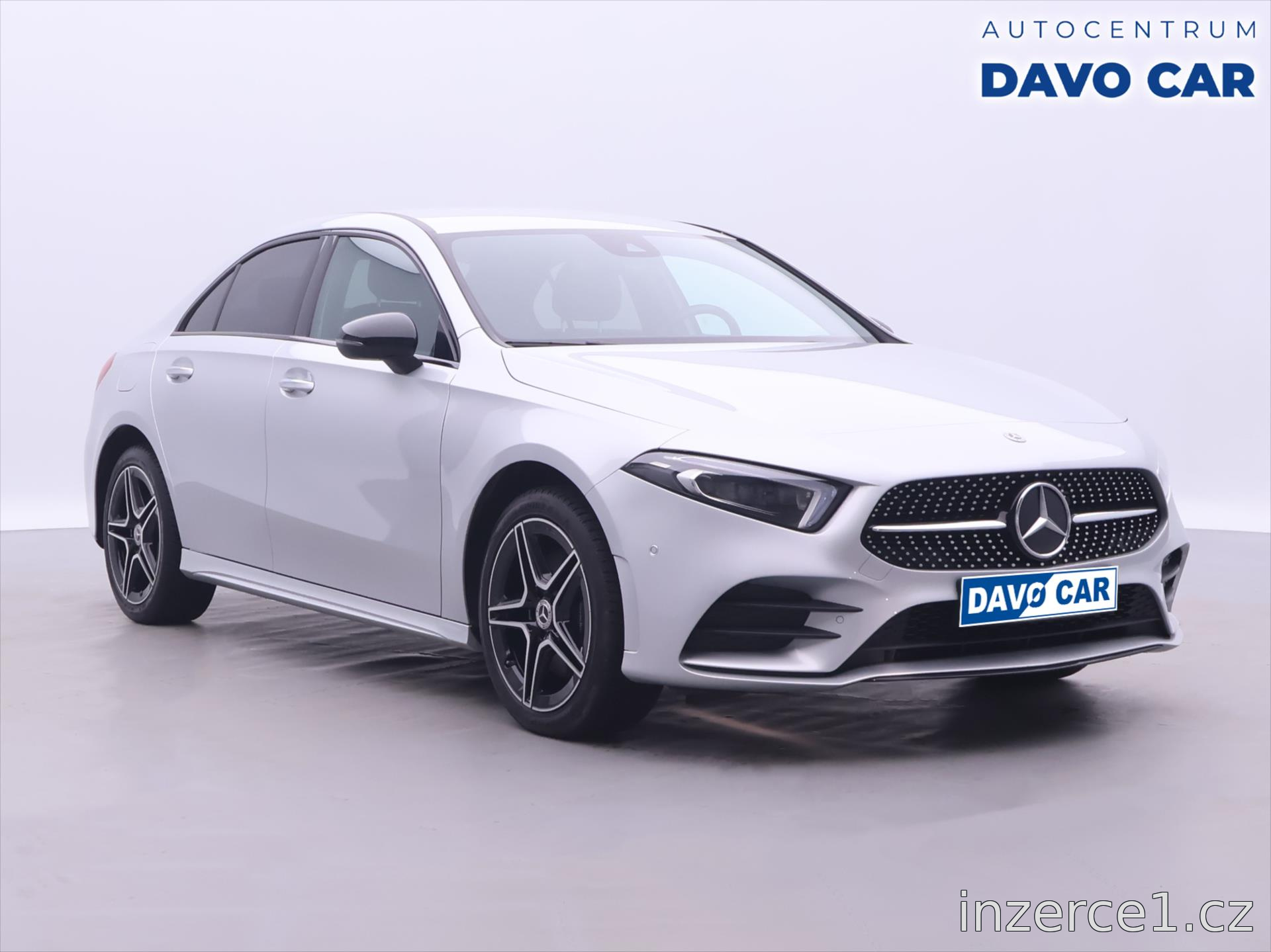 Mercedes-Benz Třídy A 250 e DCT 2023
