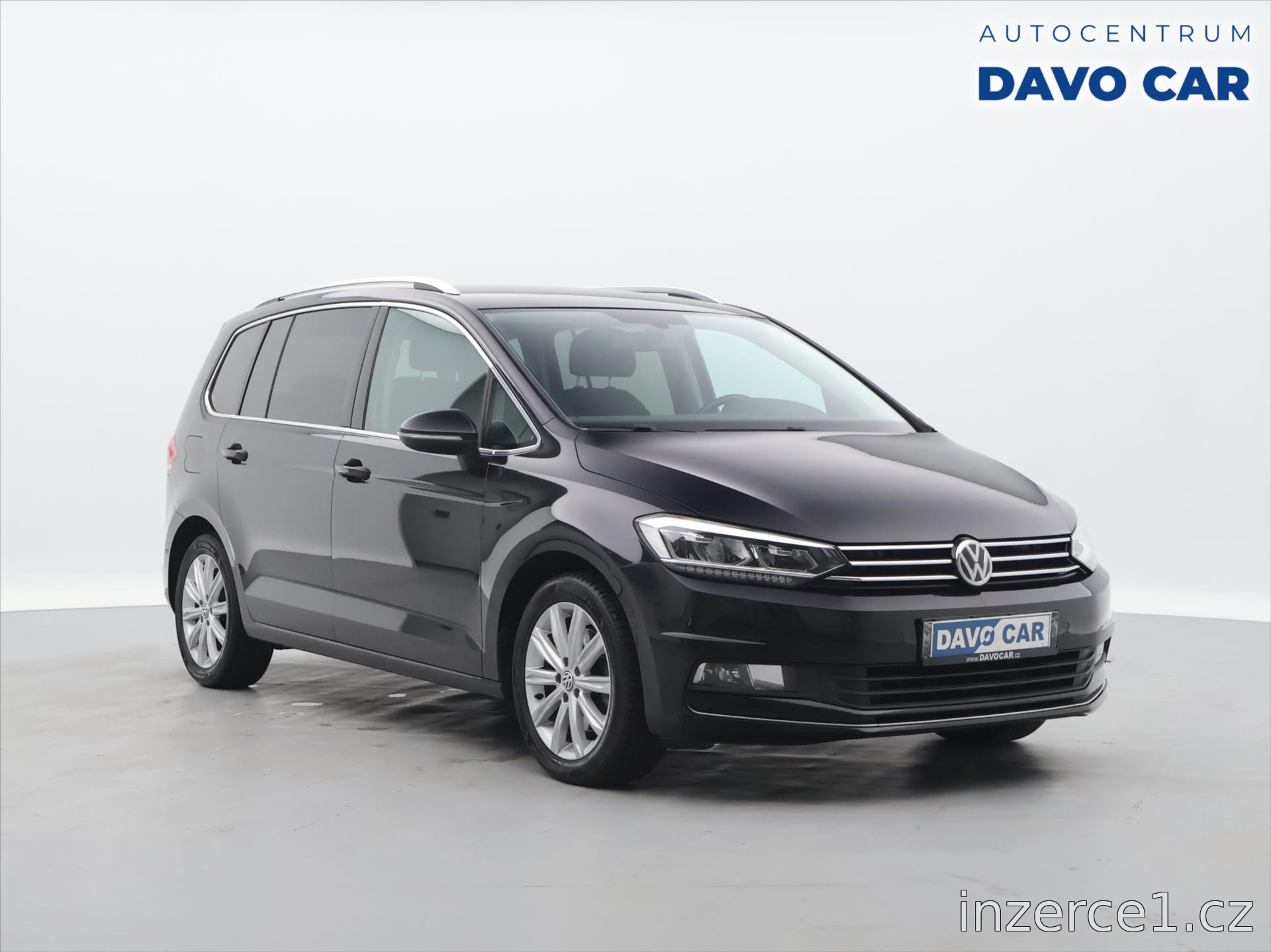 Volkswagen Touran TDI DSG Highline 7-Míst 2015