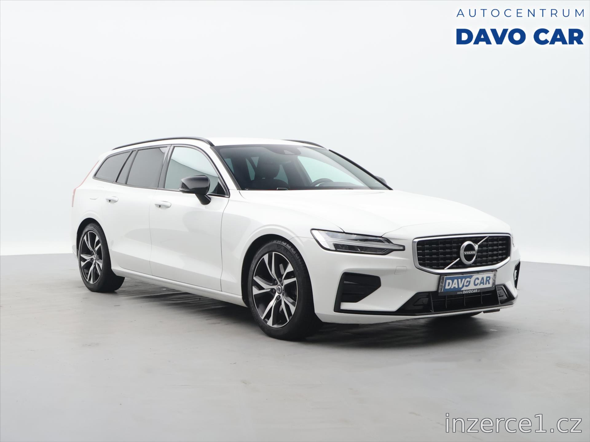 Volvo V60 T5 Drive-E R-Design 2022