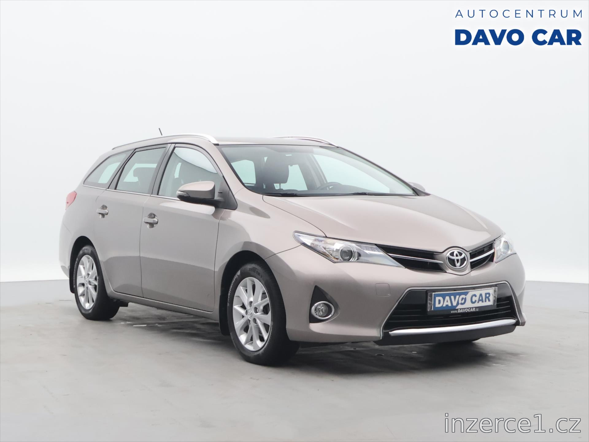 Toyota Auris i 2013