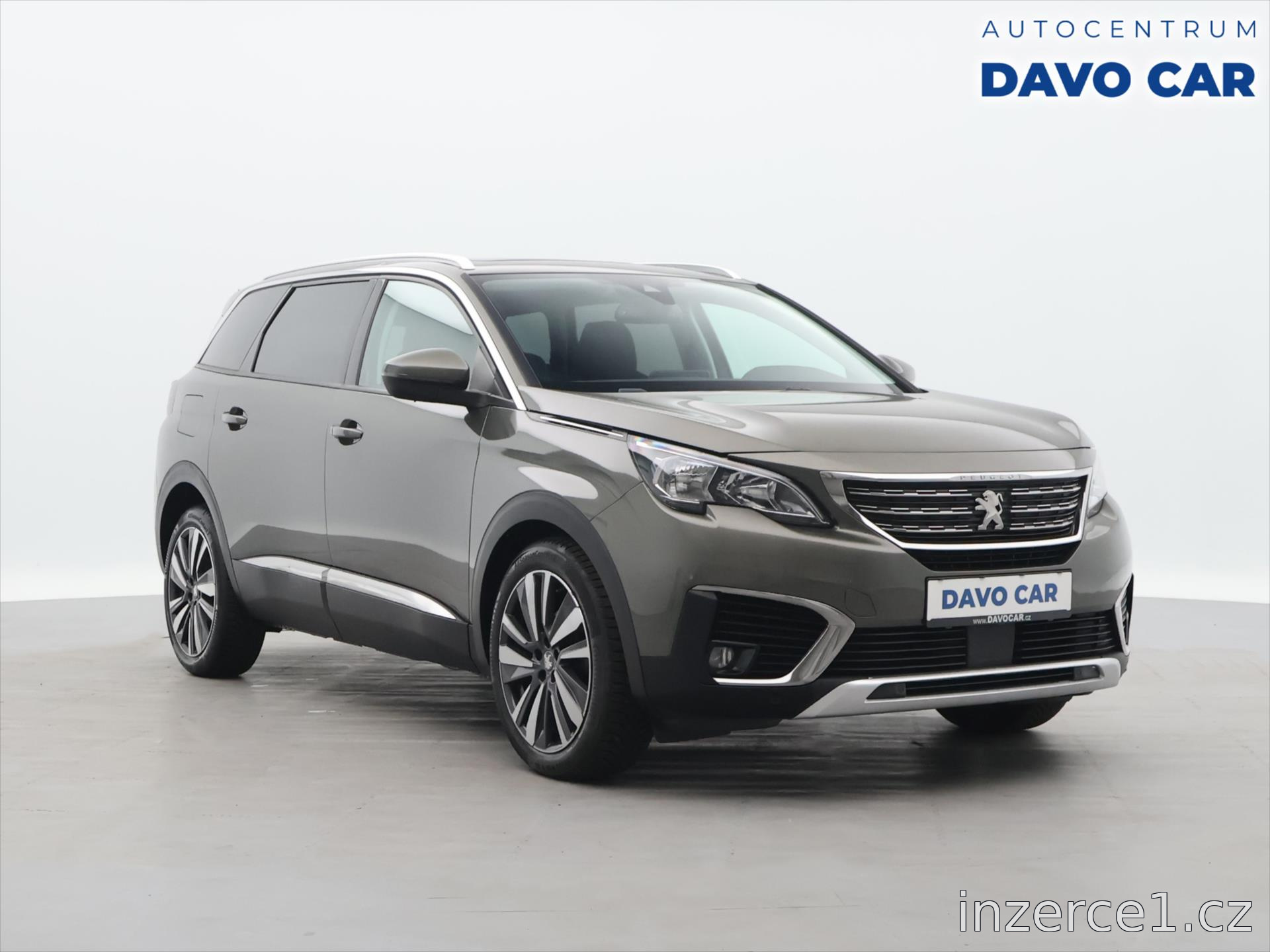 Peugeot 5008 PT Allure PANO 7-míst 2018