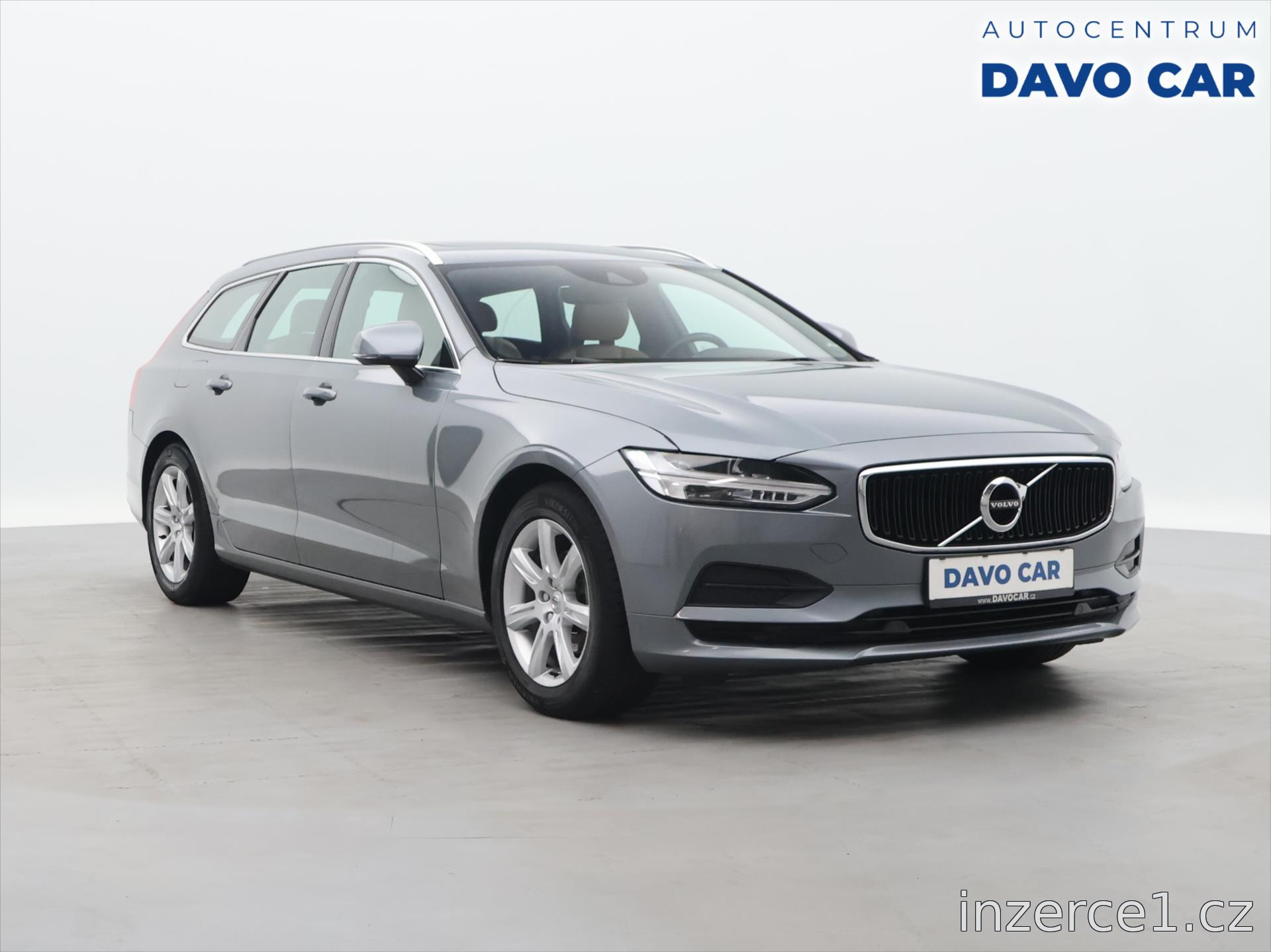 Volvo V90 D3 automat Momentum 2018