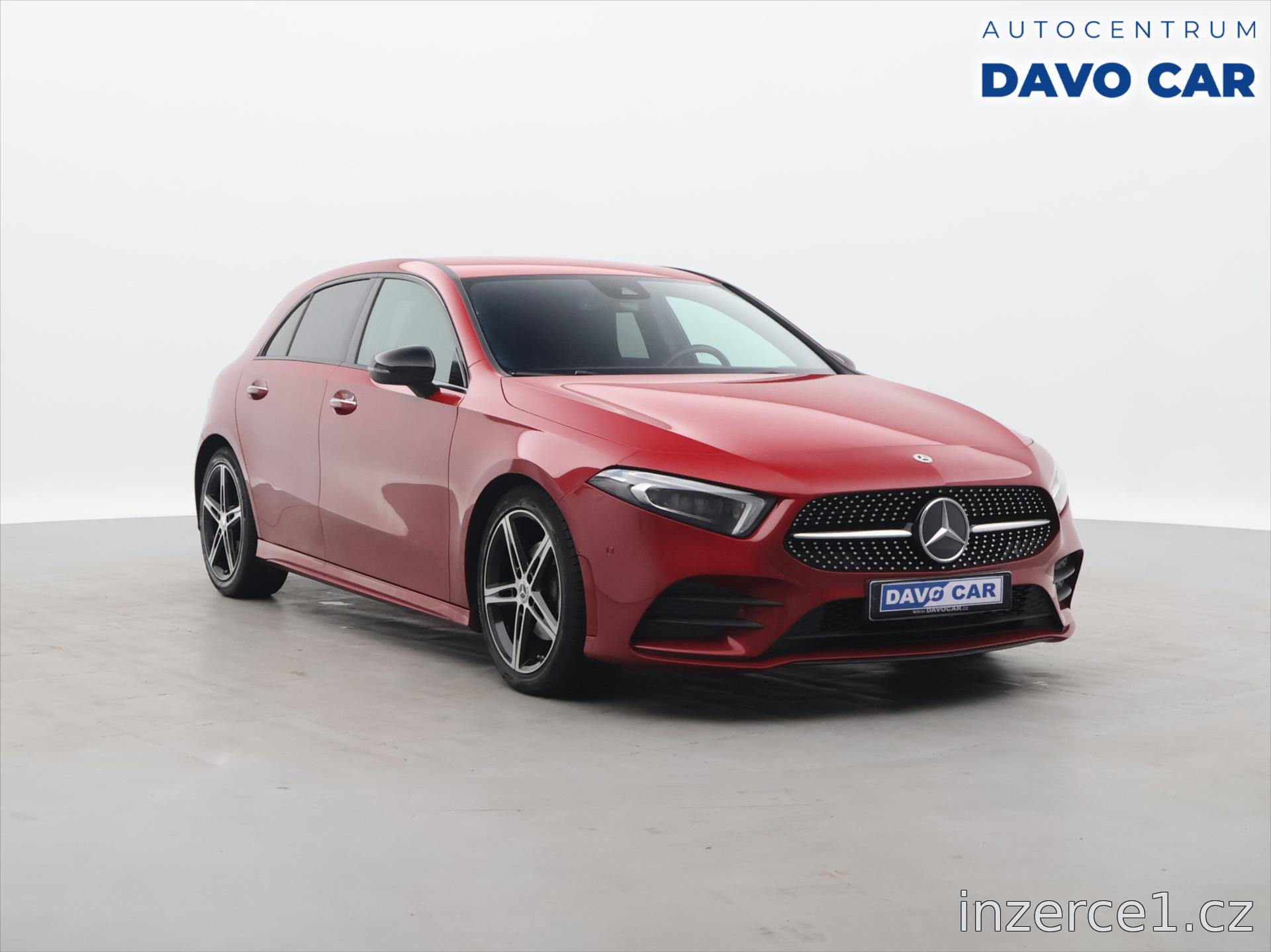 Mercedes-Benz Třídy A 180d automat Navi 2021