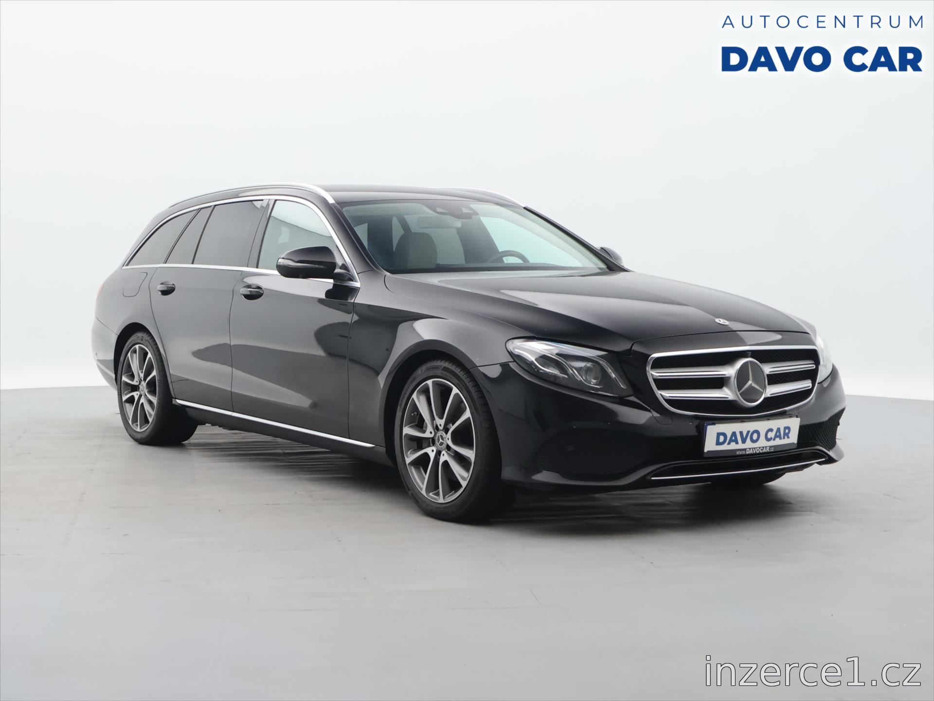 Mercedes-Benz Třídy E 300d 360° automat 2018