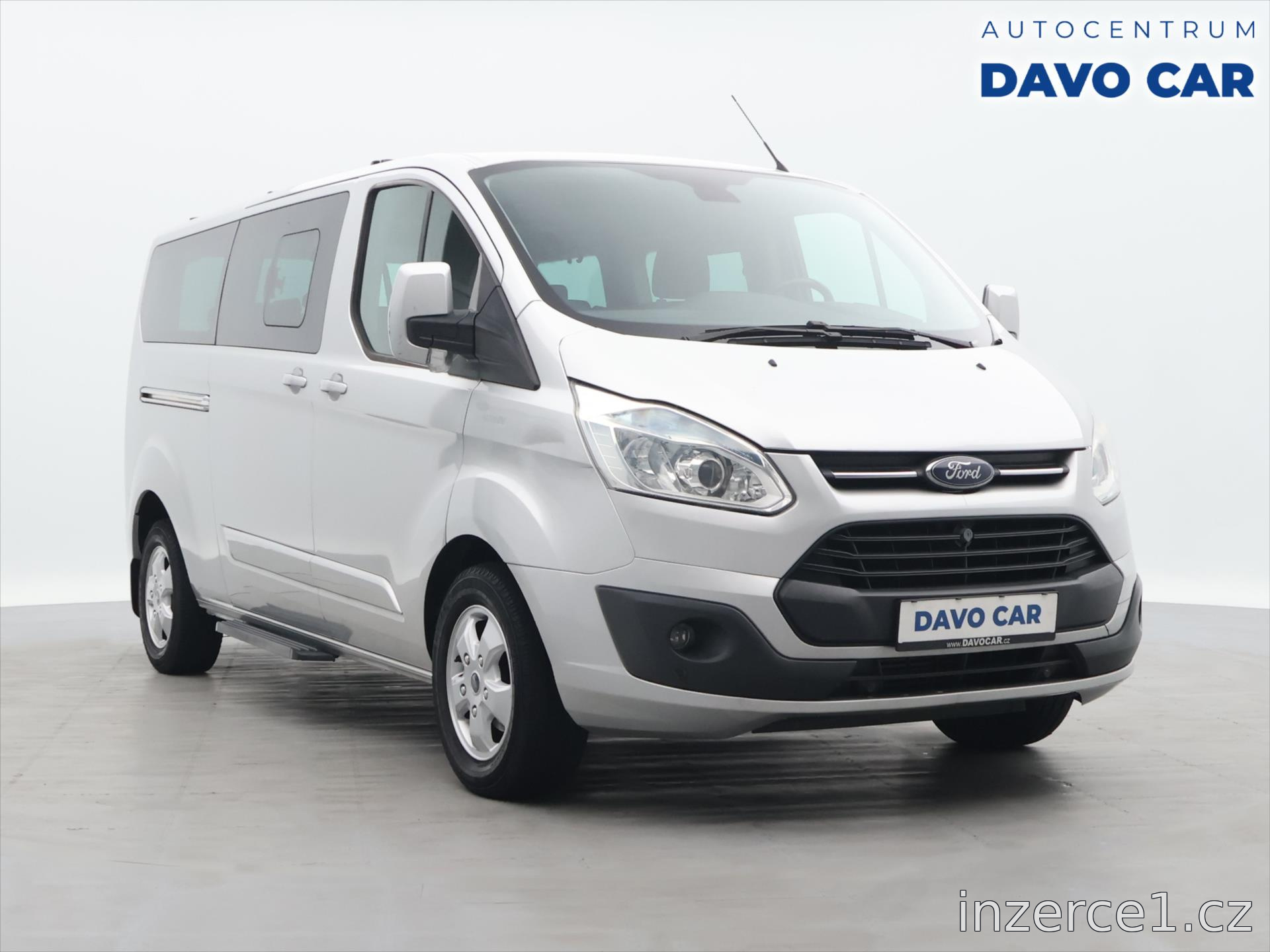 Ford Tourneo Custom TDCI TITANIUM 8Míst 2015