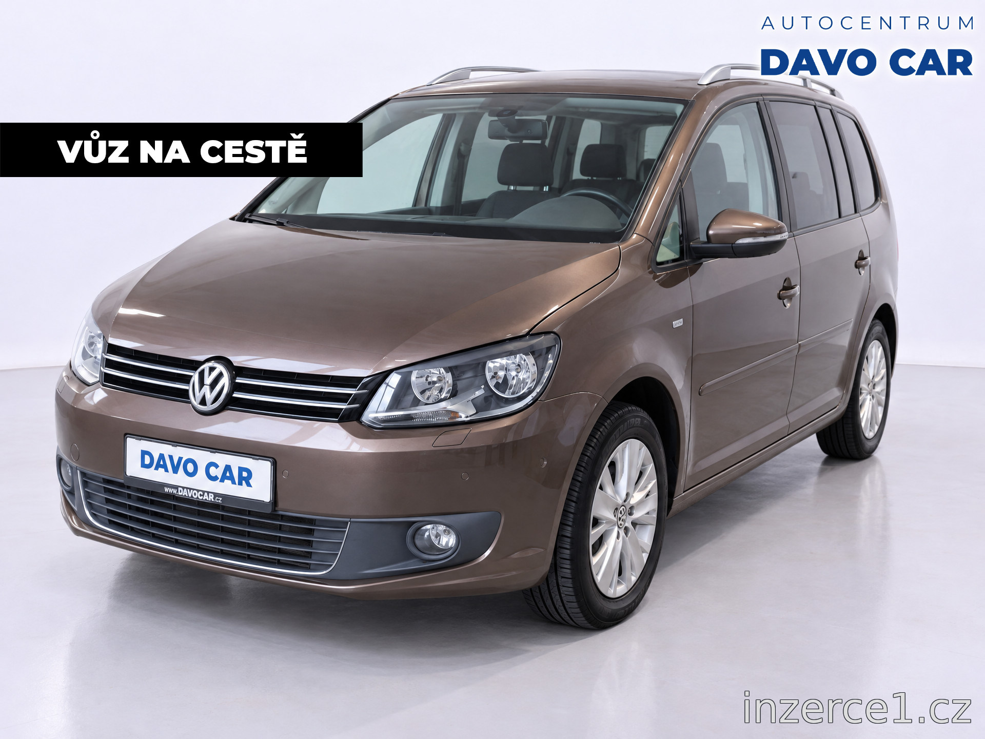 Volkswagen Touran TSI Life 7-Míst 1Maj 2013