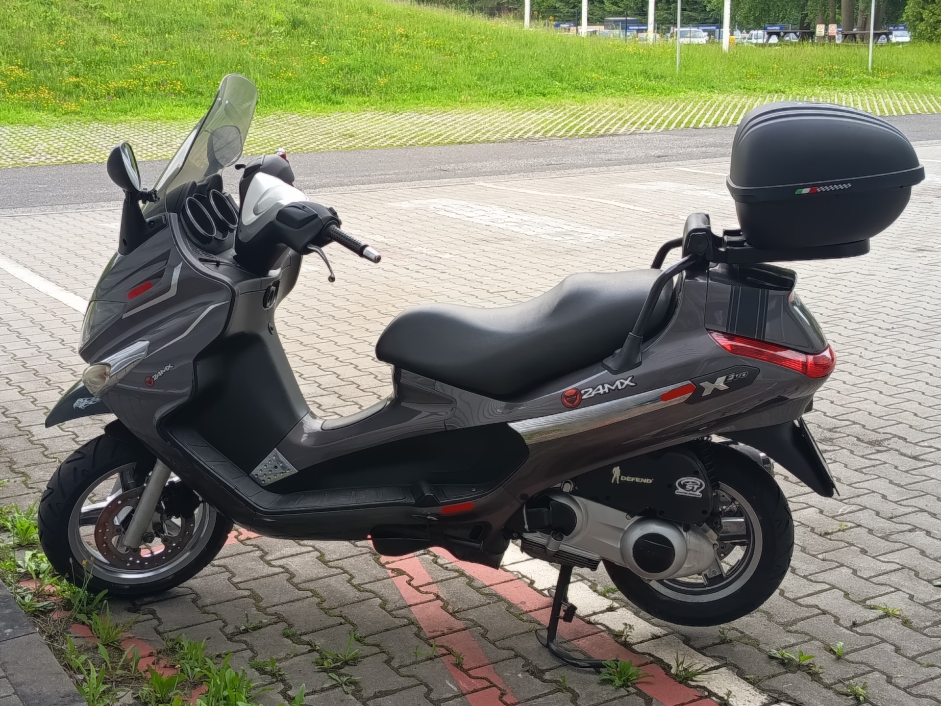 Piaggio X8 Evo
